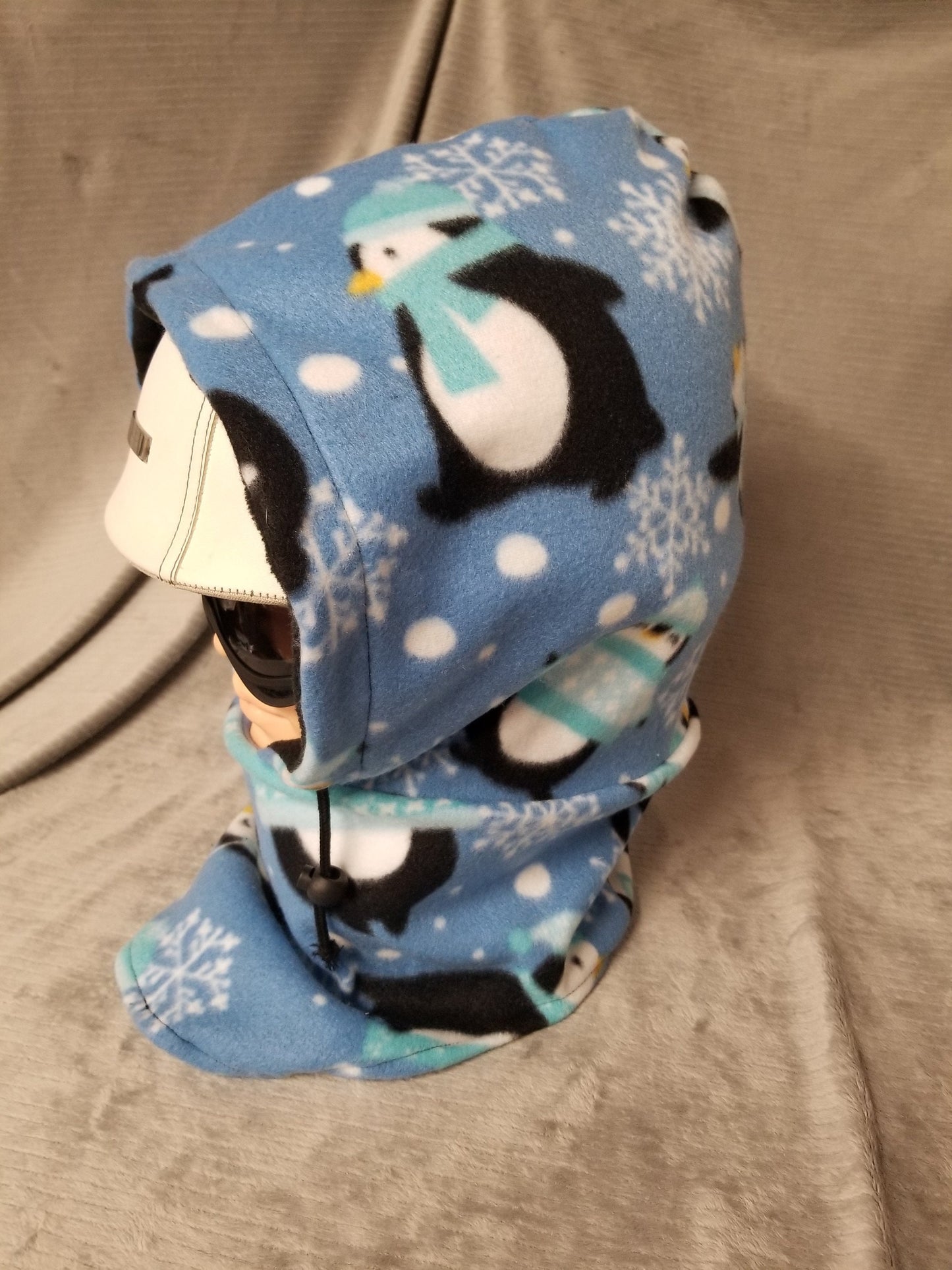 Penguins Print Blizzard Fleece with Black Anti Pill Fleece Lining Ski Helmet Cover