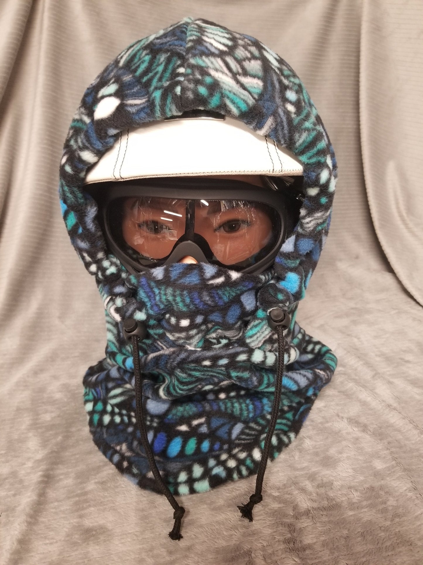 Zentangle Blues Print Anti Pill Fleece Extra Large Ski Helmet Cover