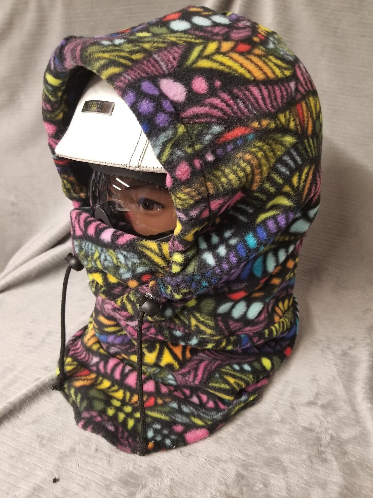 Zentangle Rainbow Print Anti Pill Fleece Extra Large Ski Helmet Cover