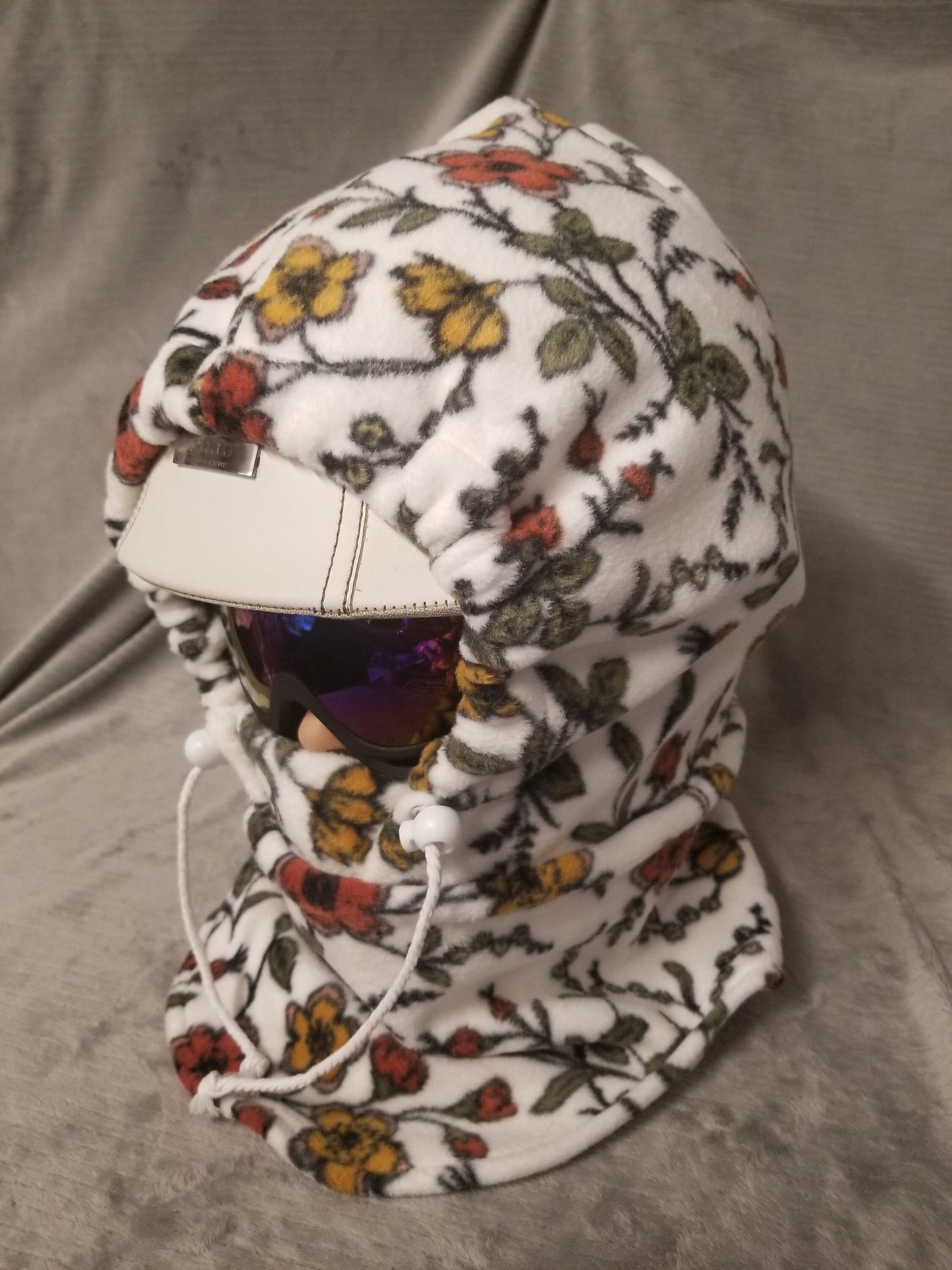 Cottage Floral Luxe Fleece Large Ski Helmet Cover