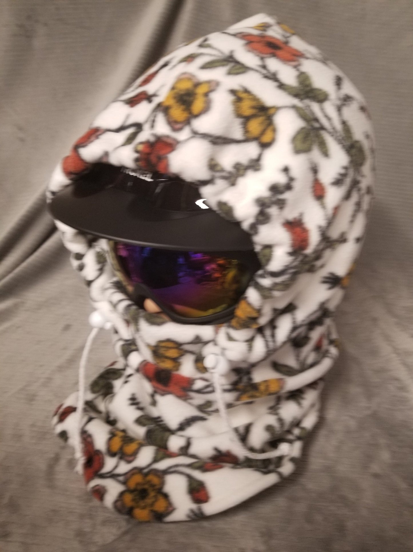 Cottage Floral Luxe Fleece Large Ski Helmet Cover