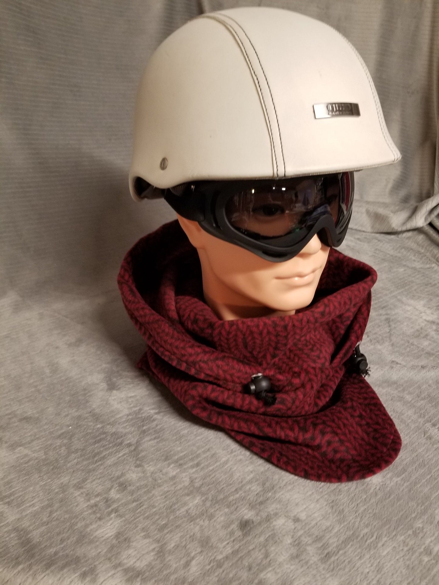 Cable Knit Red/Black Print Anti Pill Extra Large Fleece Ski Helmet Cover