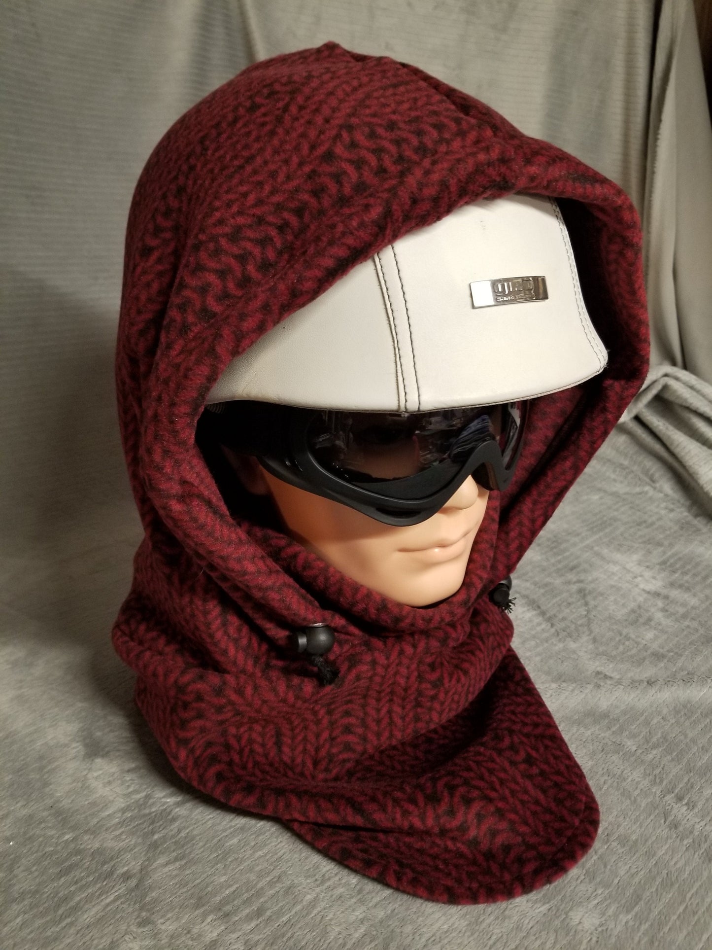 Cable Knit Red/Black Print Anti Pill Extra Large Fleece Ski Helmet Cover