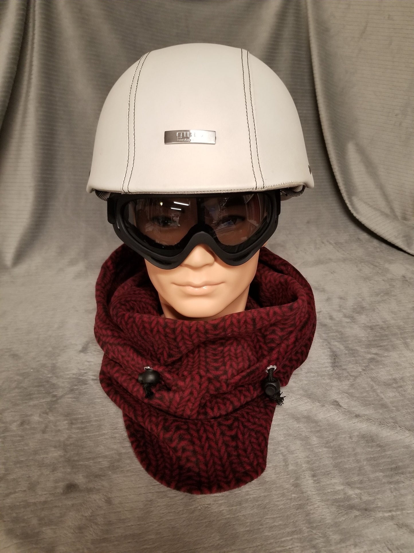 Cable Knit Red/Black Print Anti Pill Extra Large Fleece Ski Helmet Cover