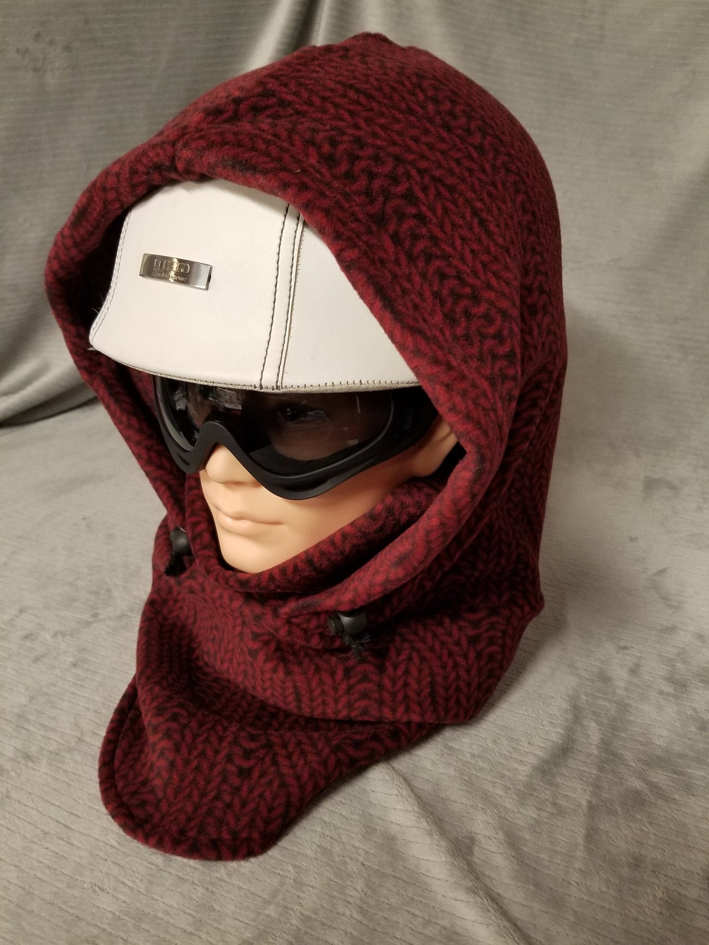 Cable Knit Red/Black Print Anti Pill Extra Large Fleece Ski Helmet Cover