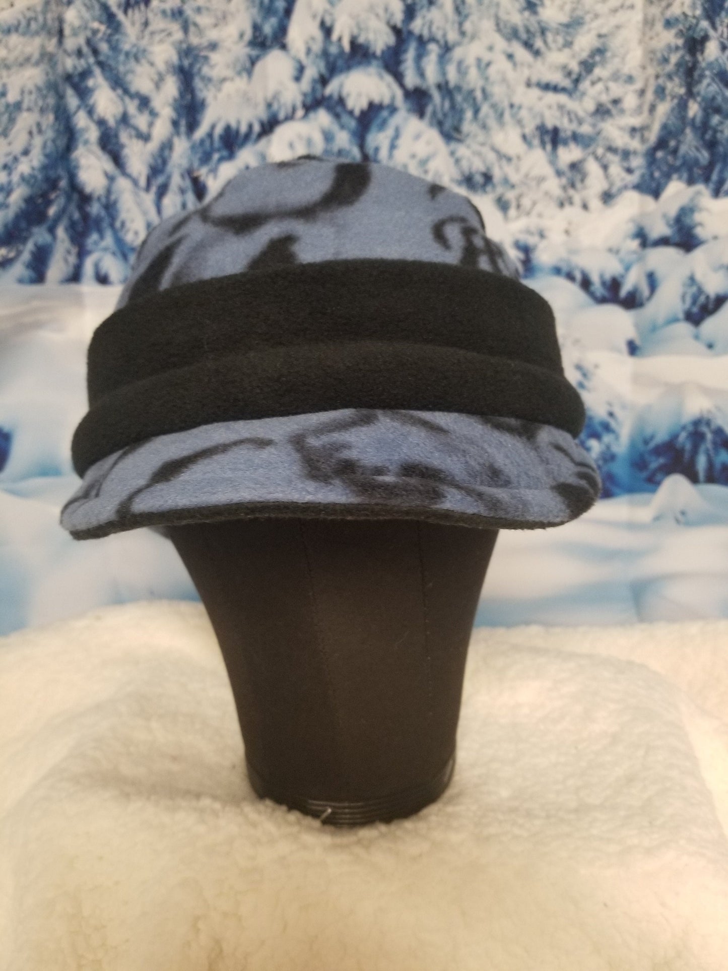 Blue Sketch Print with Black Band Fleece Winter Fashion Hat