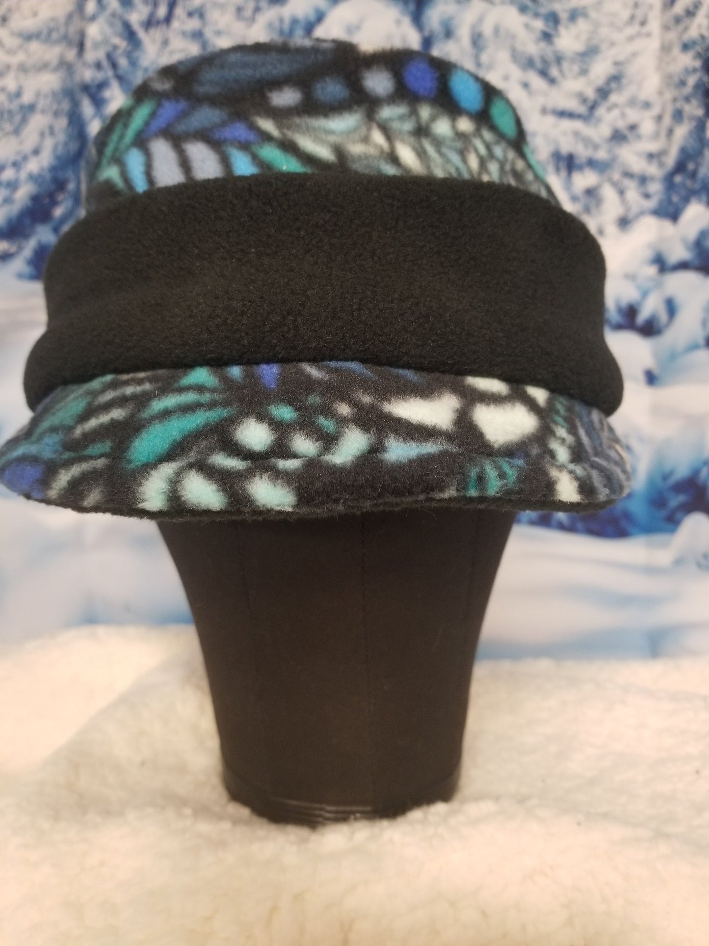 Blue Zentangle Print with Black Band Fleece Winter Fashion Hat