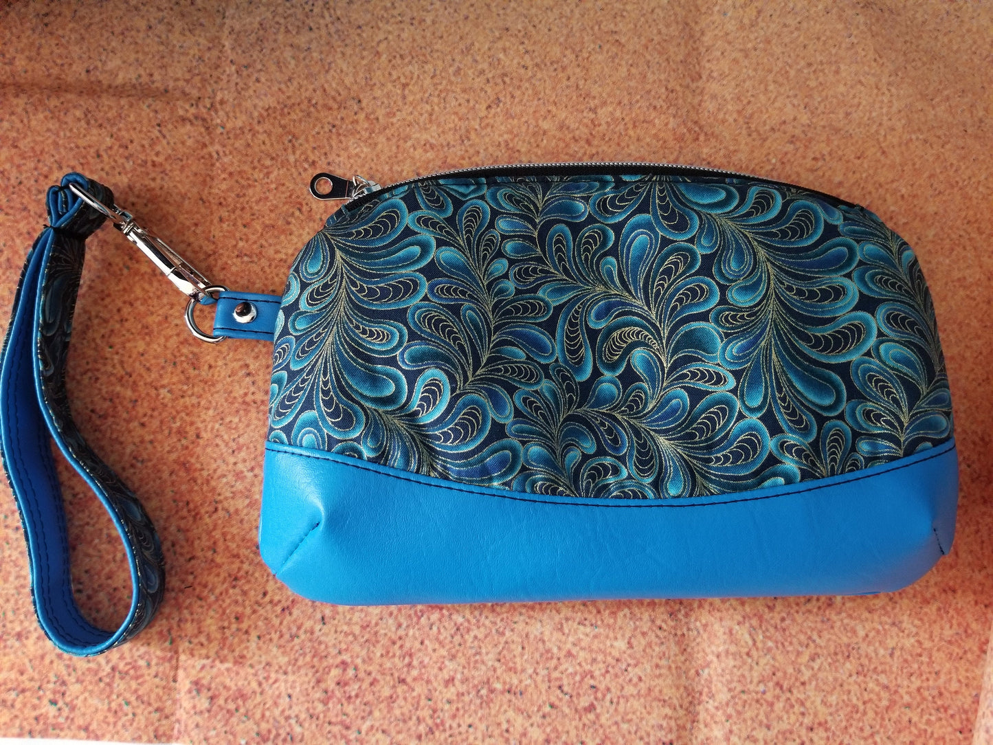 Blue and Gold Peacock Feather Print Reversible Open Sun Visor and Matching Vacation Clutch