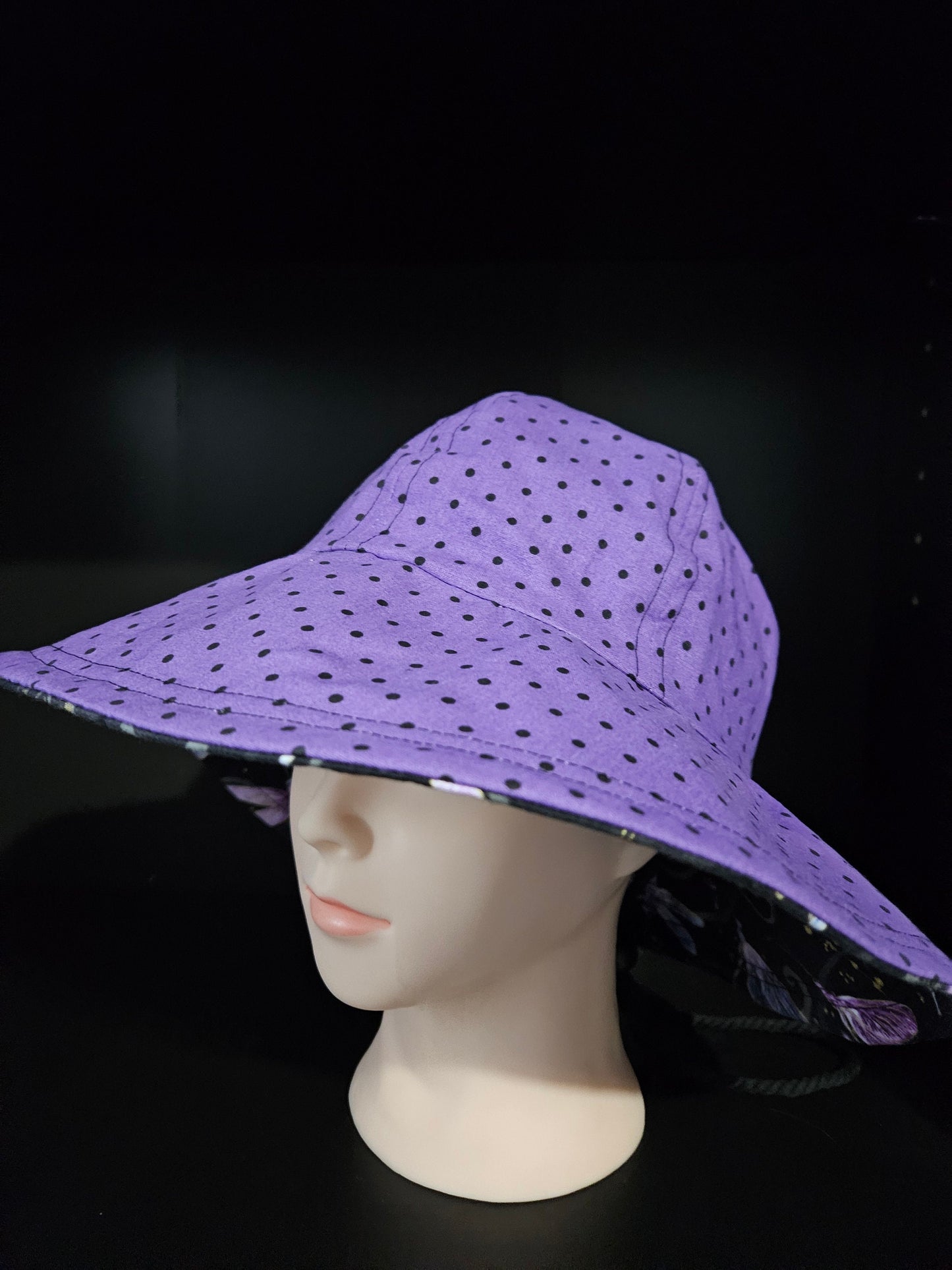Dragonfly Print Reversible Black Polka Dots on Purple Background Sun Hat, Wide Brim Cotton Summer Hat, Summer Floppy Hat, Reversible Hat