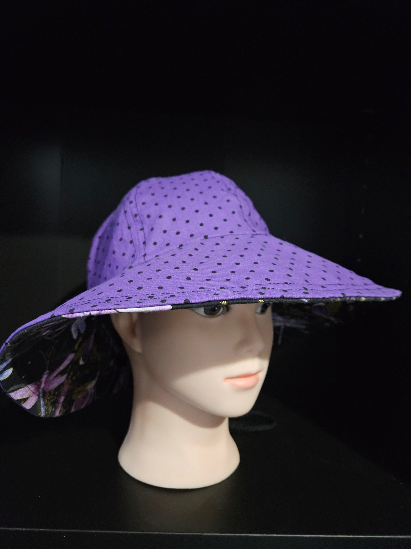 Dragonfly Print Reversible Black Polka Dots on Purple Background Sun Hat, Wide Brim Cotton Summer Hat, Summer Floppy Hat, Reversible Hat