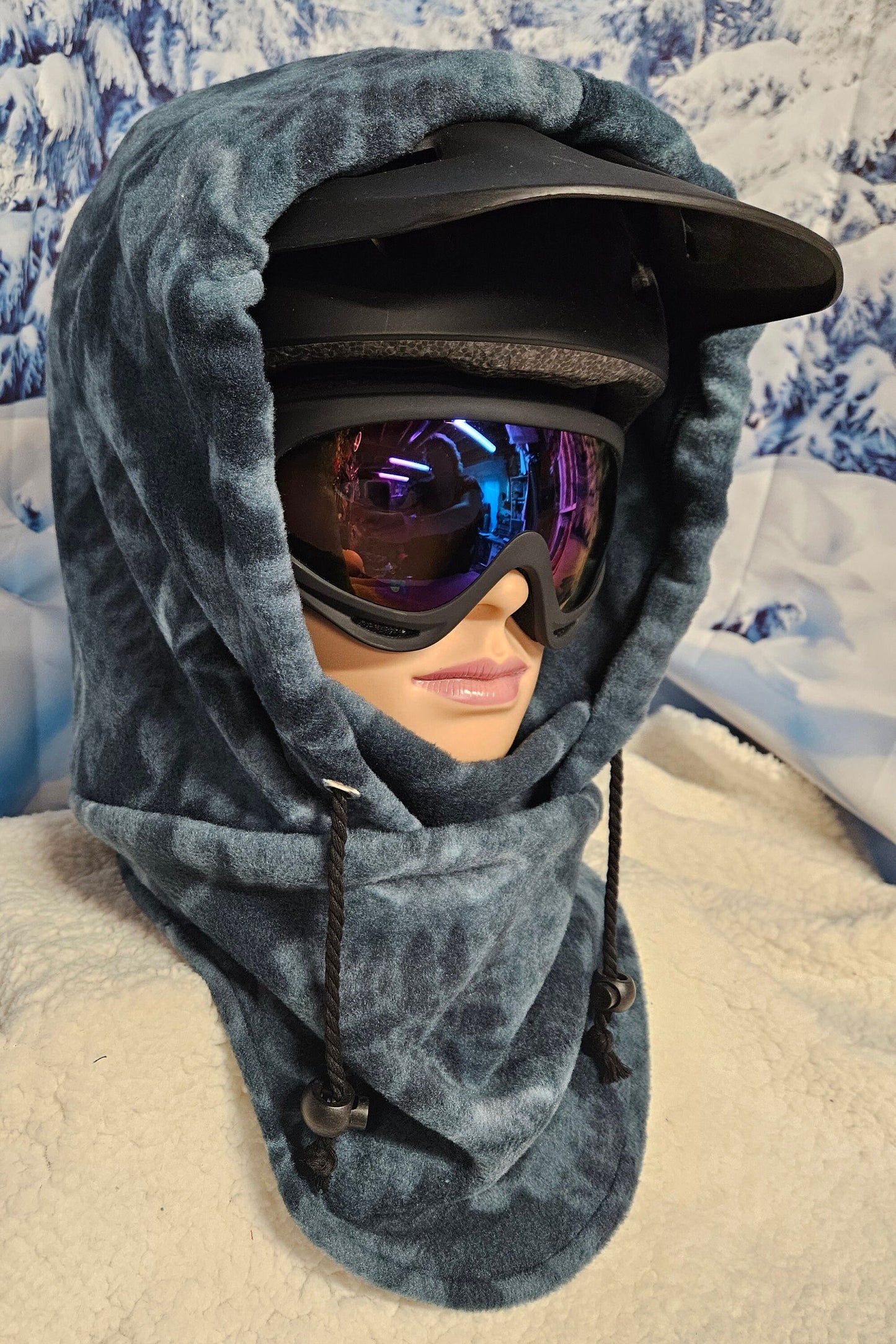 Tonal Teal Leaves Anti Pill Fleece Large Ski Helmet Cover