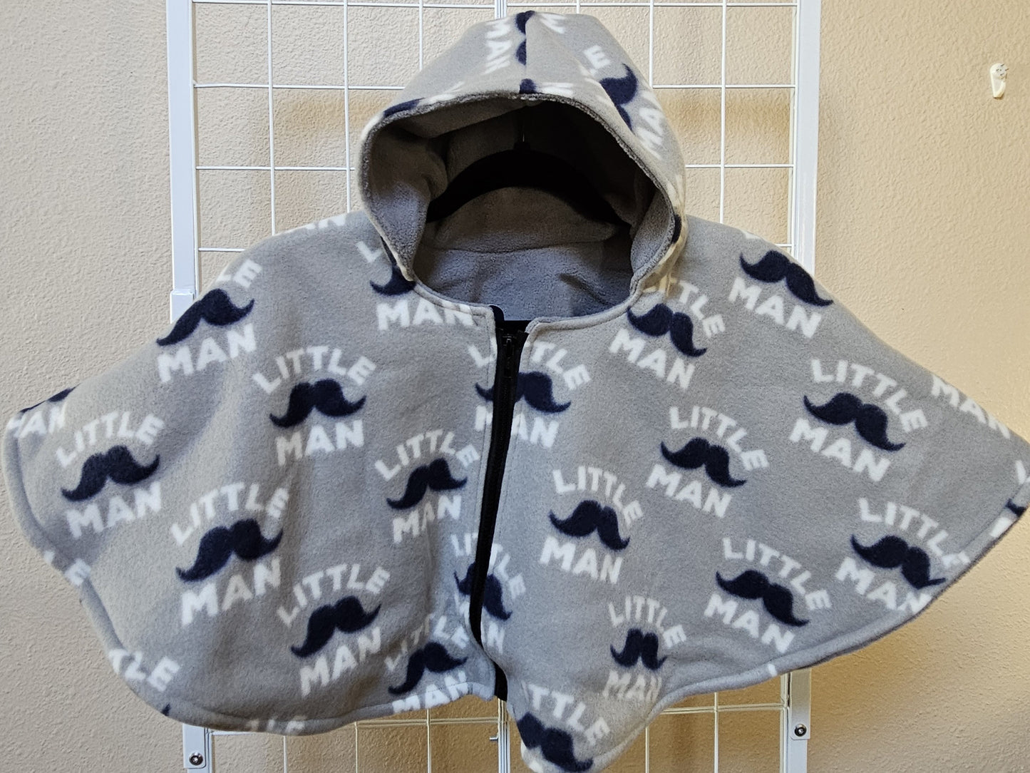 Poncho, Car Seat Poncho, Baby Poncho; Little Man Print; zippered cape