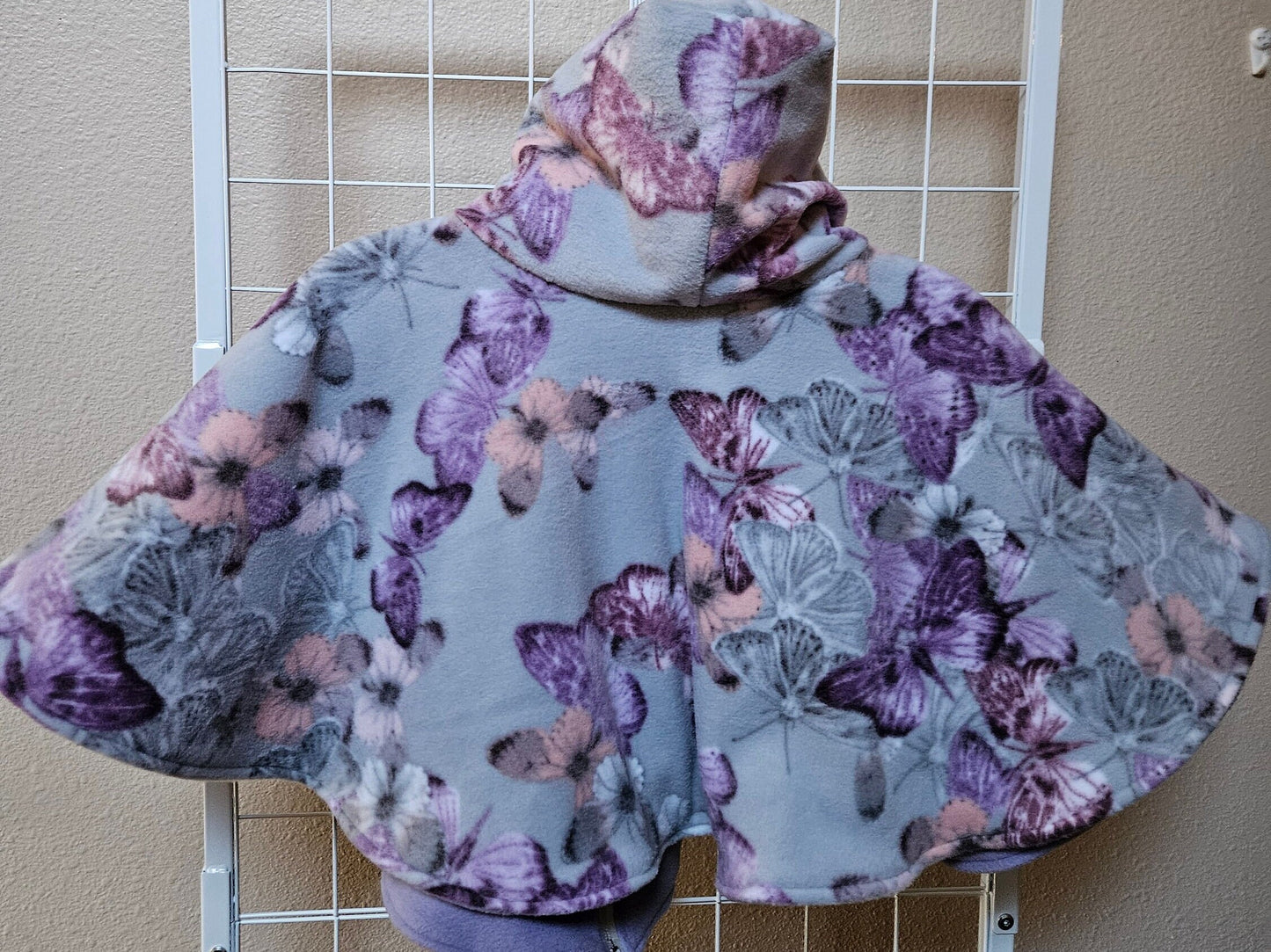 Butterflies Poncho, Car Seat Poncho, Toddler Poncho; Purple and Gray Butterflies; zippered cape