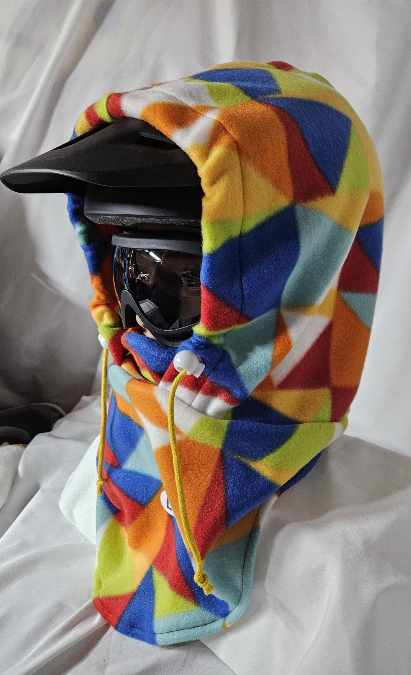 Rainbow Geo Print Blizzard Fleece Ski Helmet Cover Pattern 1