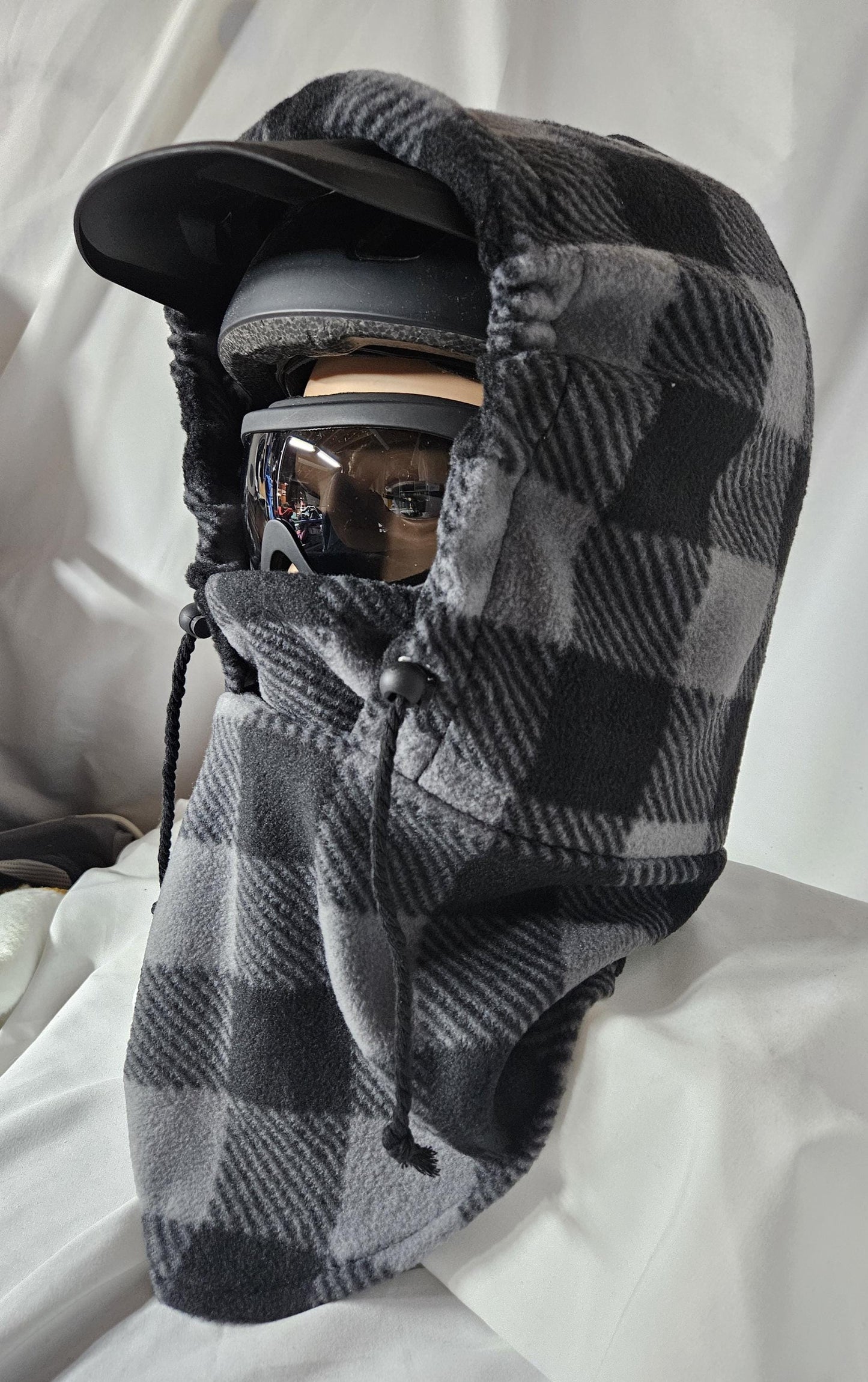 Black and Gray Buffalo Check Large Anti Pill Fleece Ski Helmet Cover