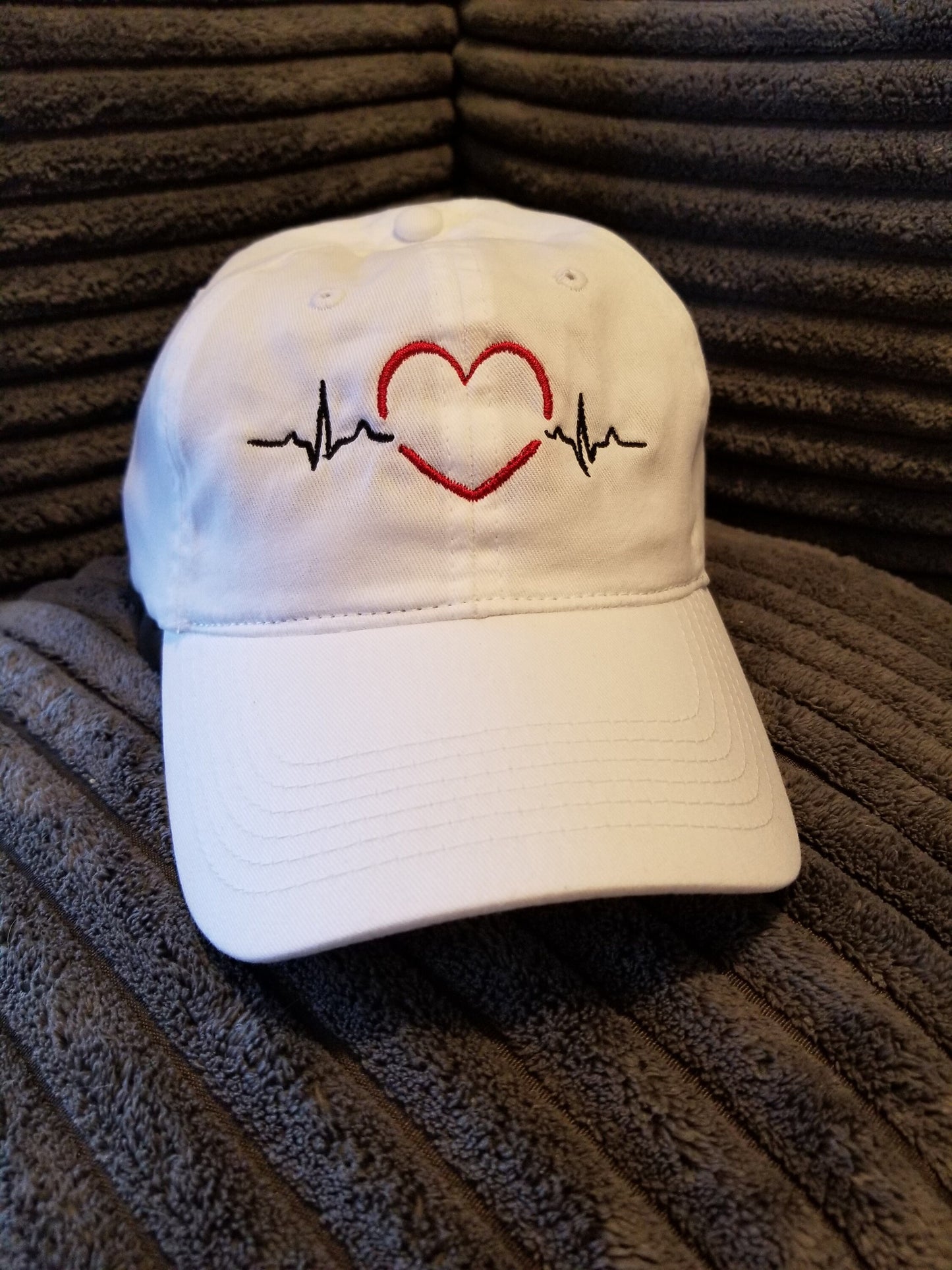 EKG Heart Style White Baseball Cap, Trucker Hat, EKG Heart Embroidered High Quality Cap, Embroidered Cap with Velcro Closure