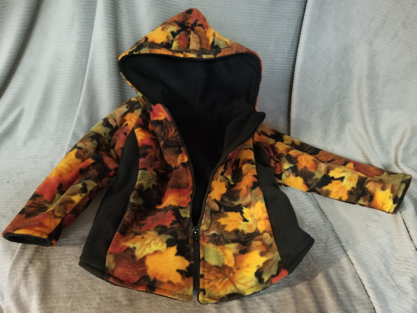 Fall Leaves Print Anti Pill Fleece Hooded Jacket with Black Anti Pill Fleece Lining Size 5, Warm Hooded Fleece Jacket with Pockets
