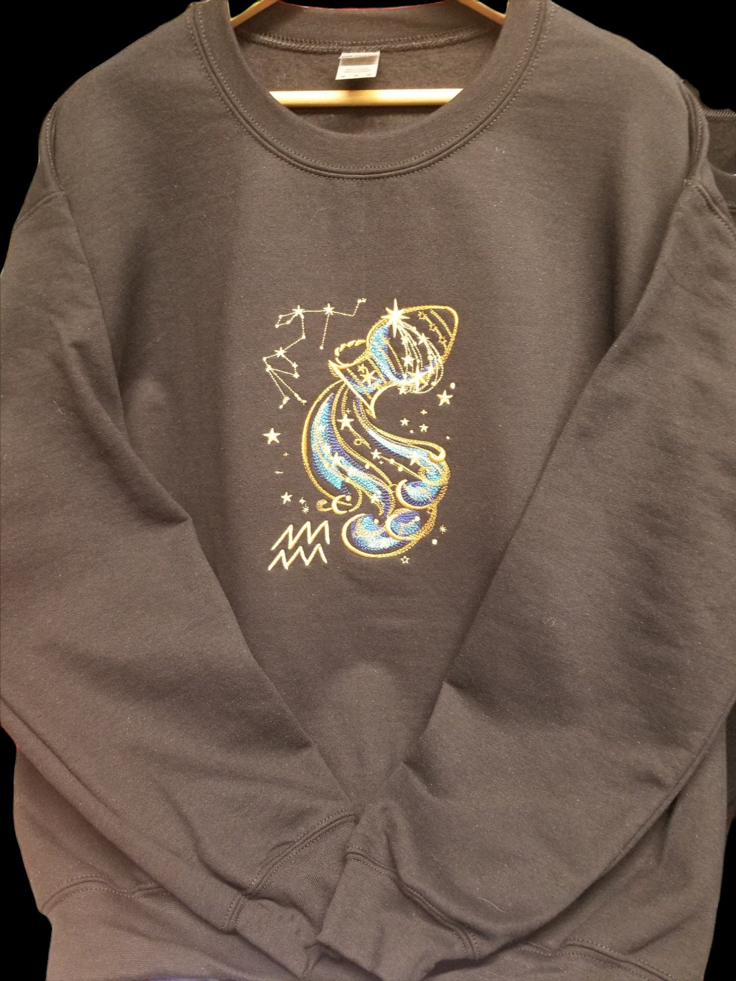 Aquarius Sweatshirt, Aquarius Constellation Embroidered Sweatshirt in Black, Zodiac Sweatshirt, Horoscope Sweatshirt, Astrology Sweatshirt