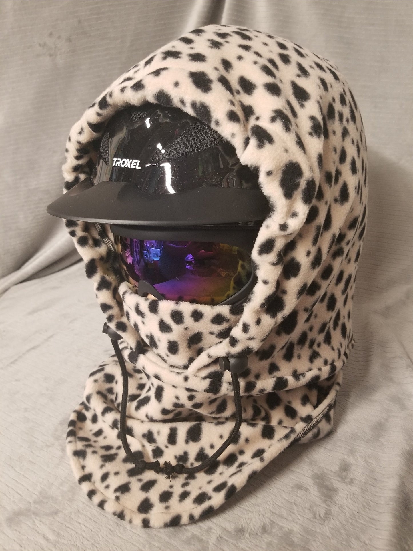 Black Spots on Beige Background Anti Pill Fleece Large Ski Helmet Cover