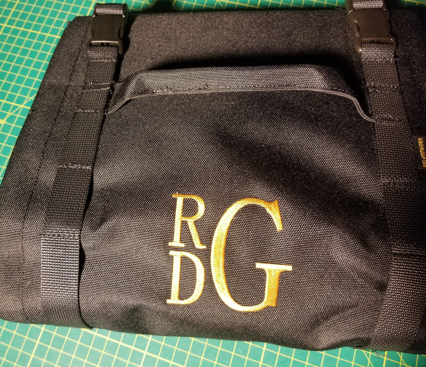 Black Marine Vinyl Roll Up Tool Bag With 4 Detachable Zippered Pouches with clear window, Tool Storage Bag with Handle