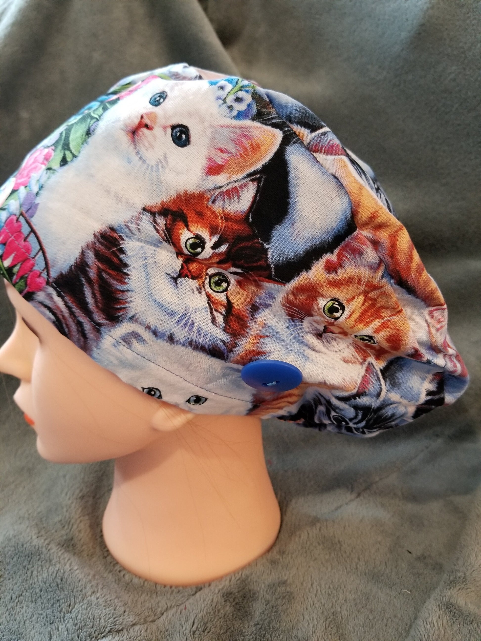 Kittens Print Scrub Cap, Euro Style Scrub Cap