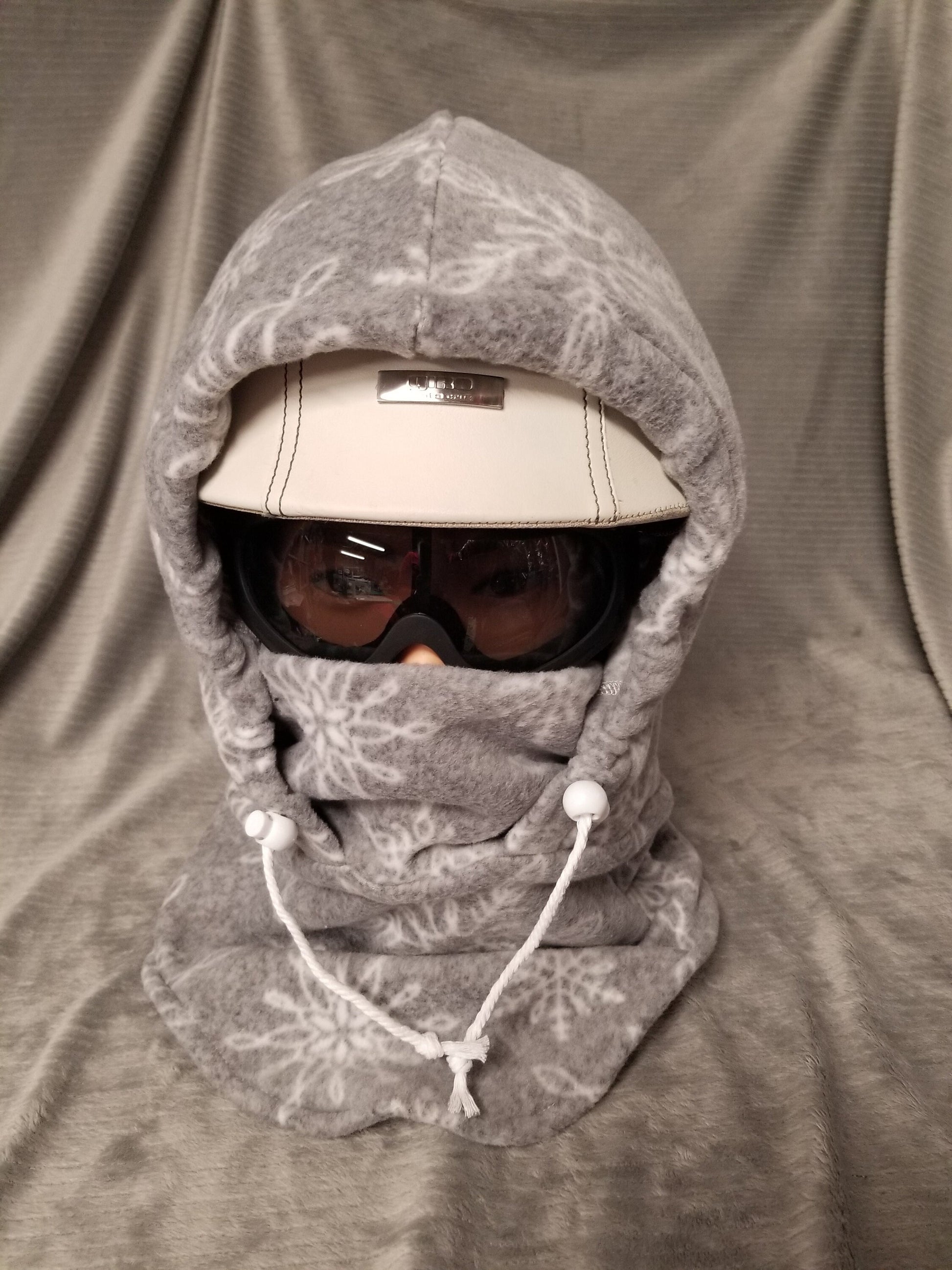 Light Gray with White Snowflakes Print Extra Large Anti Pill Fleece Ski Helmet Cover