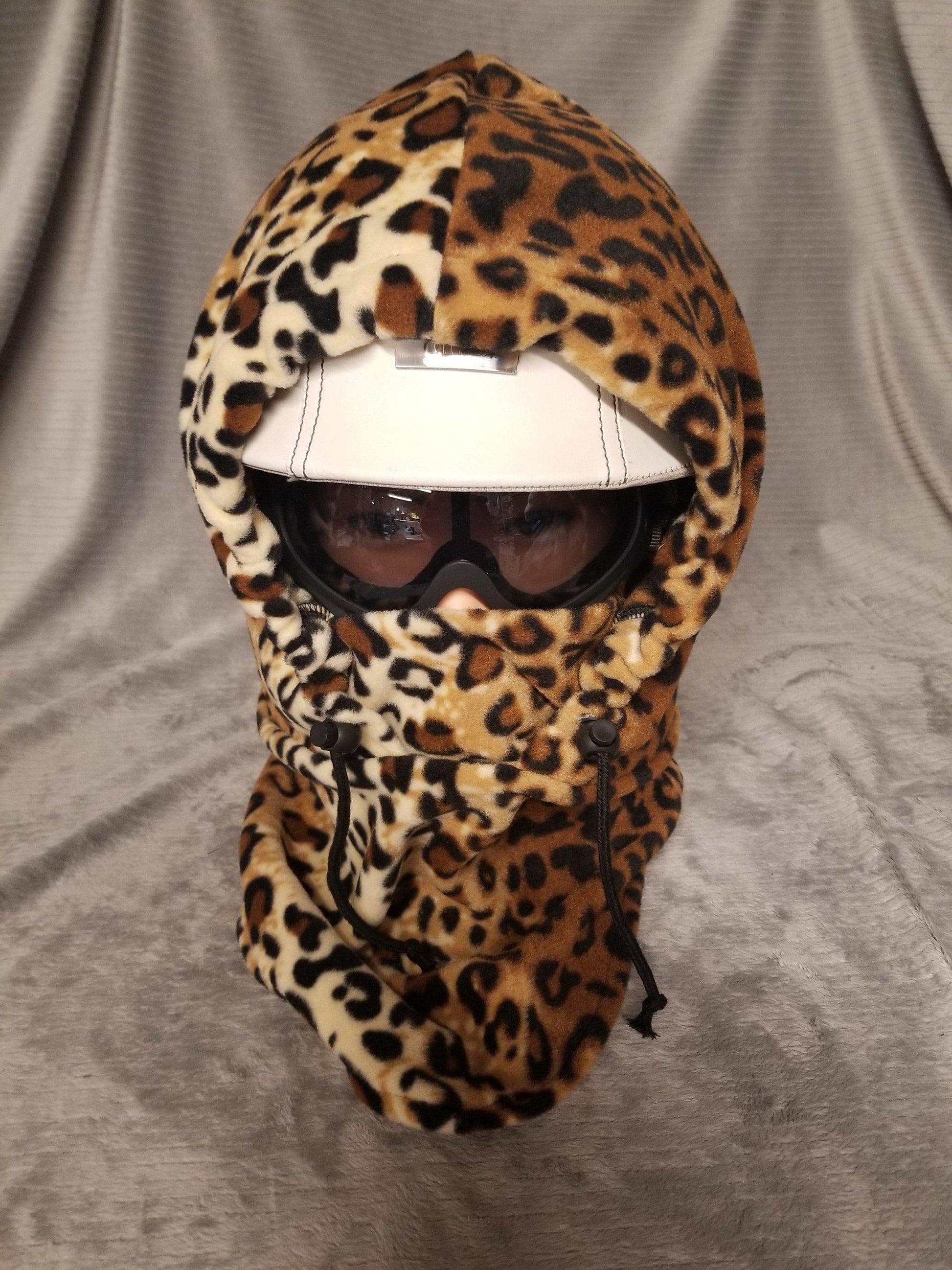 Animal Spots on Beige Background Blizzard Fleece Extra Large Ski Helmet Cover