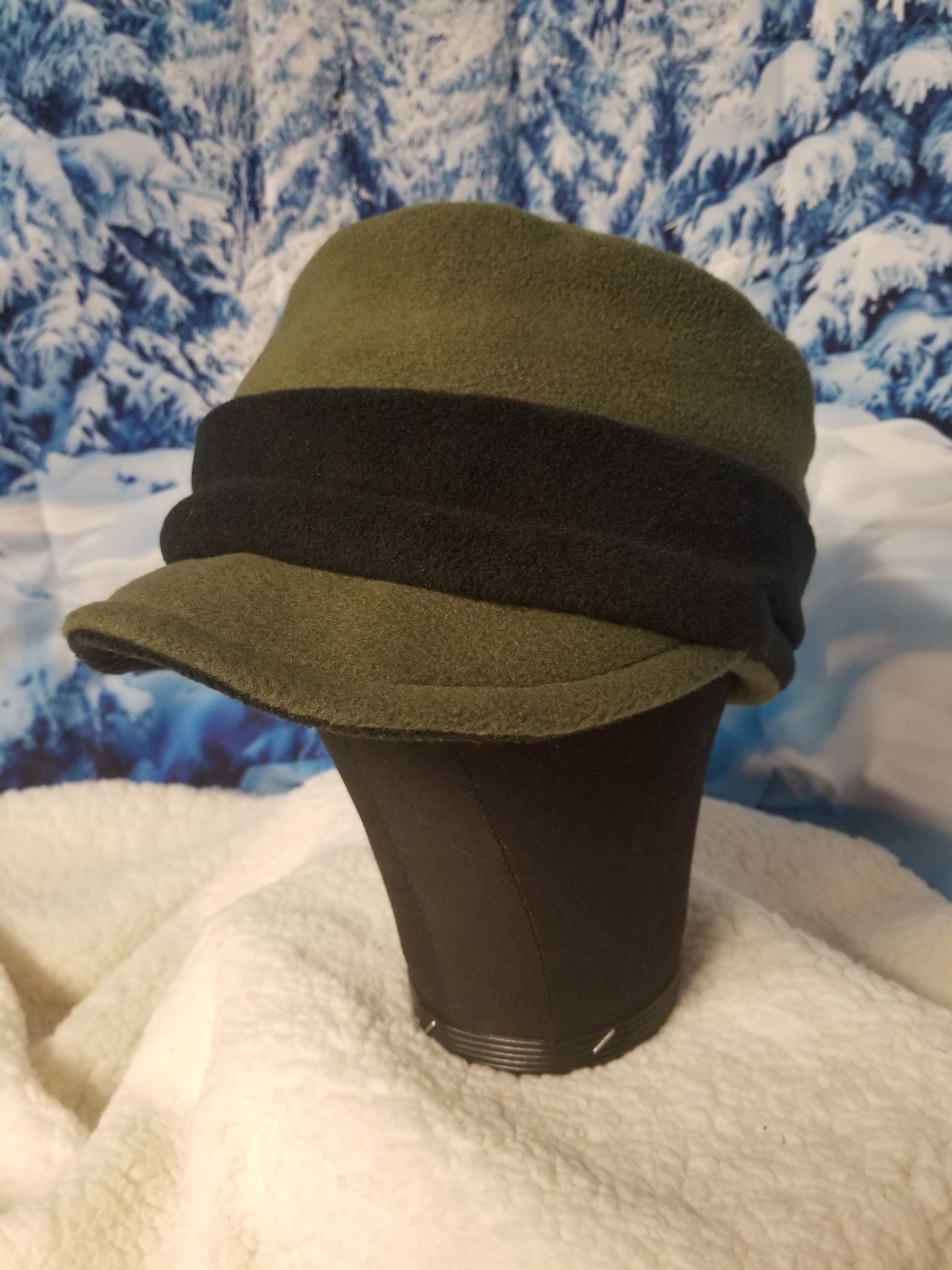 Rifle Green with Black Band Fleece Winter Fashion Hat