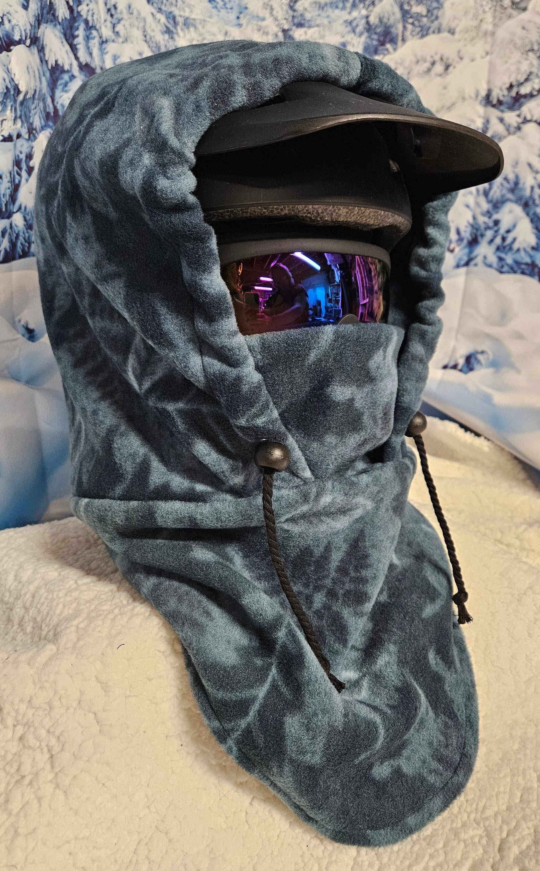 Tonal Teal Leaves Anti Pill Fleece Large Ski Helmet Cover
