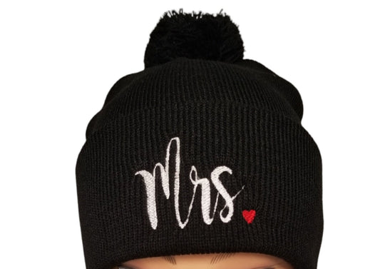 Couples Embroidered Beanie, Mr and Mrs Embroidered Beanie, Wedding Gift, Anniversary Gift, Gift for Him, Gift for Her, Gift for Couples