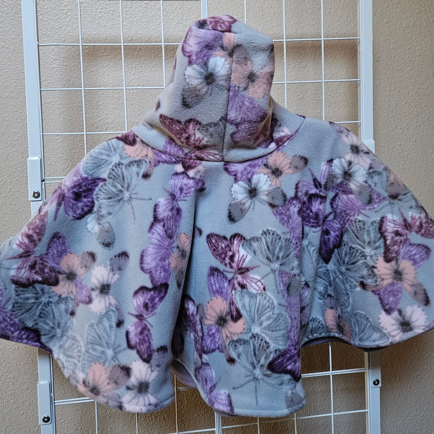 Butterflies Poncho, Car Seat Poncho, Toddler Poncho; Purple and Gray Butterflies; zippered cape