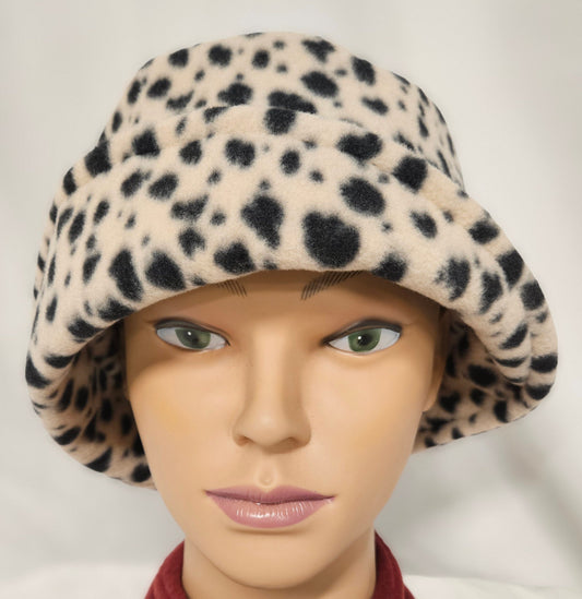 Black Spots on Beige Background Anti Pill Fleece Winter Flapper Hat