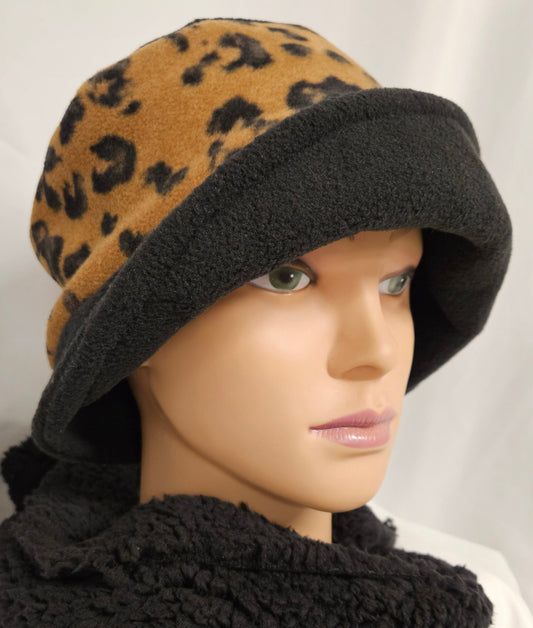 Cheetah Spots Print Anti Pill Fleece Winter Flapper Hat