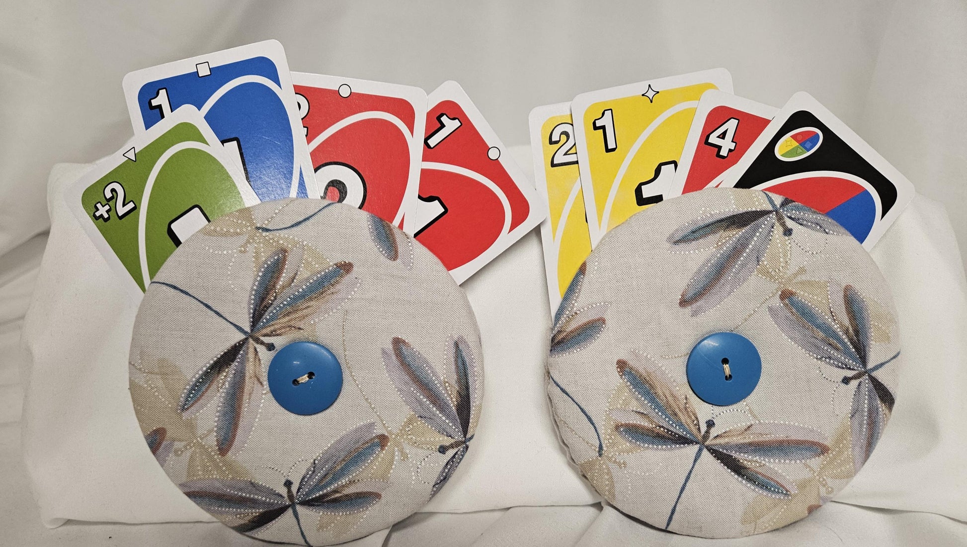 Dragonfly Print Card Game Holder, Playing card holder for small hands, cd card holder