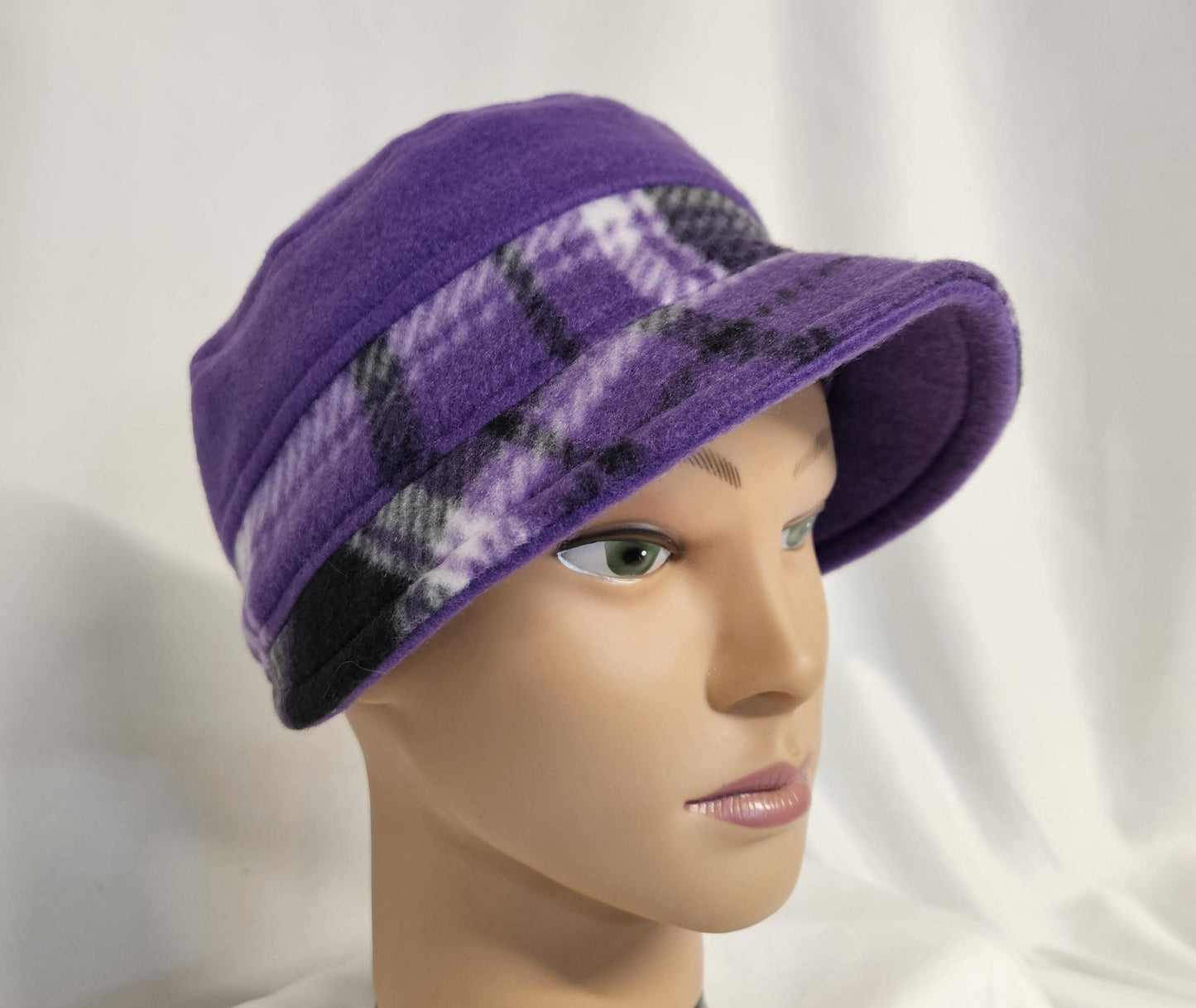 Purple Plaid Print Fleece With Brim Winter Rosie Hat Size Medium 22.5 circumference