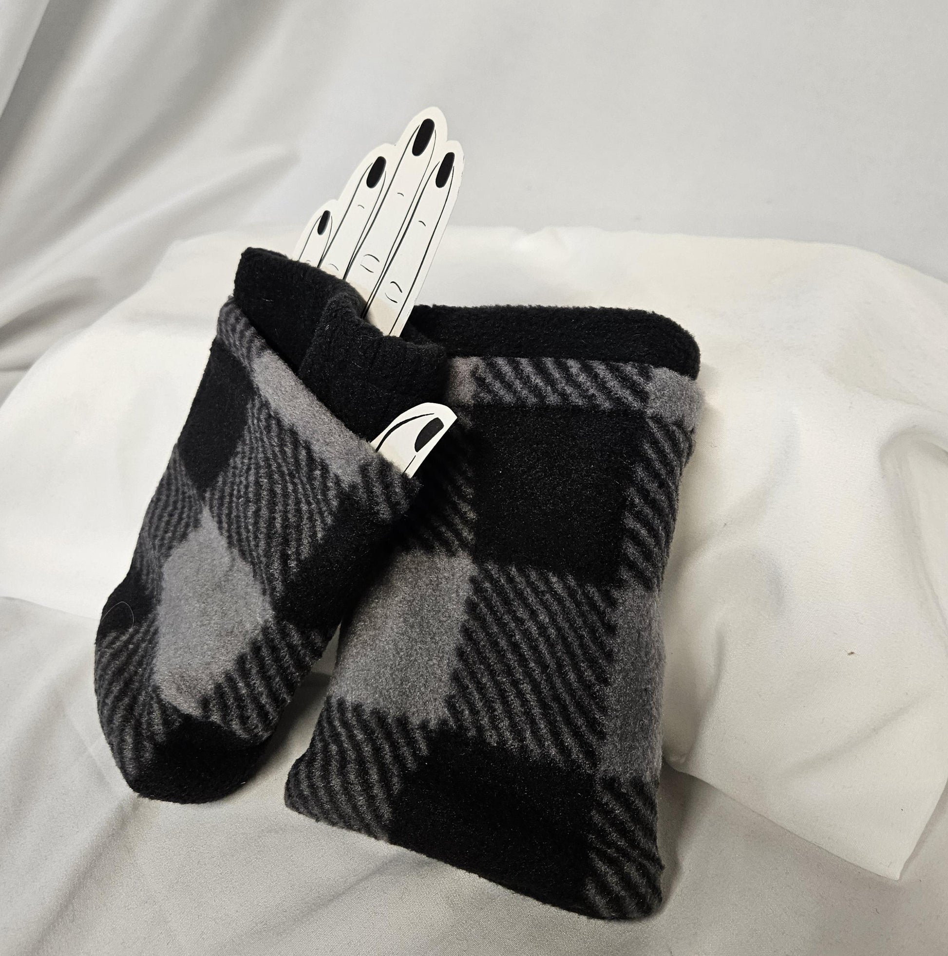 Black and Gray Buffalo Check Fleece Fingerless Gloves; Fleece Fingerless Gloves Winter Warm Half Finger Gloves Half Mitten, texting gloves