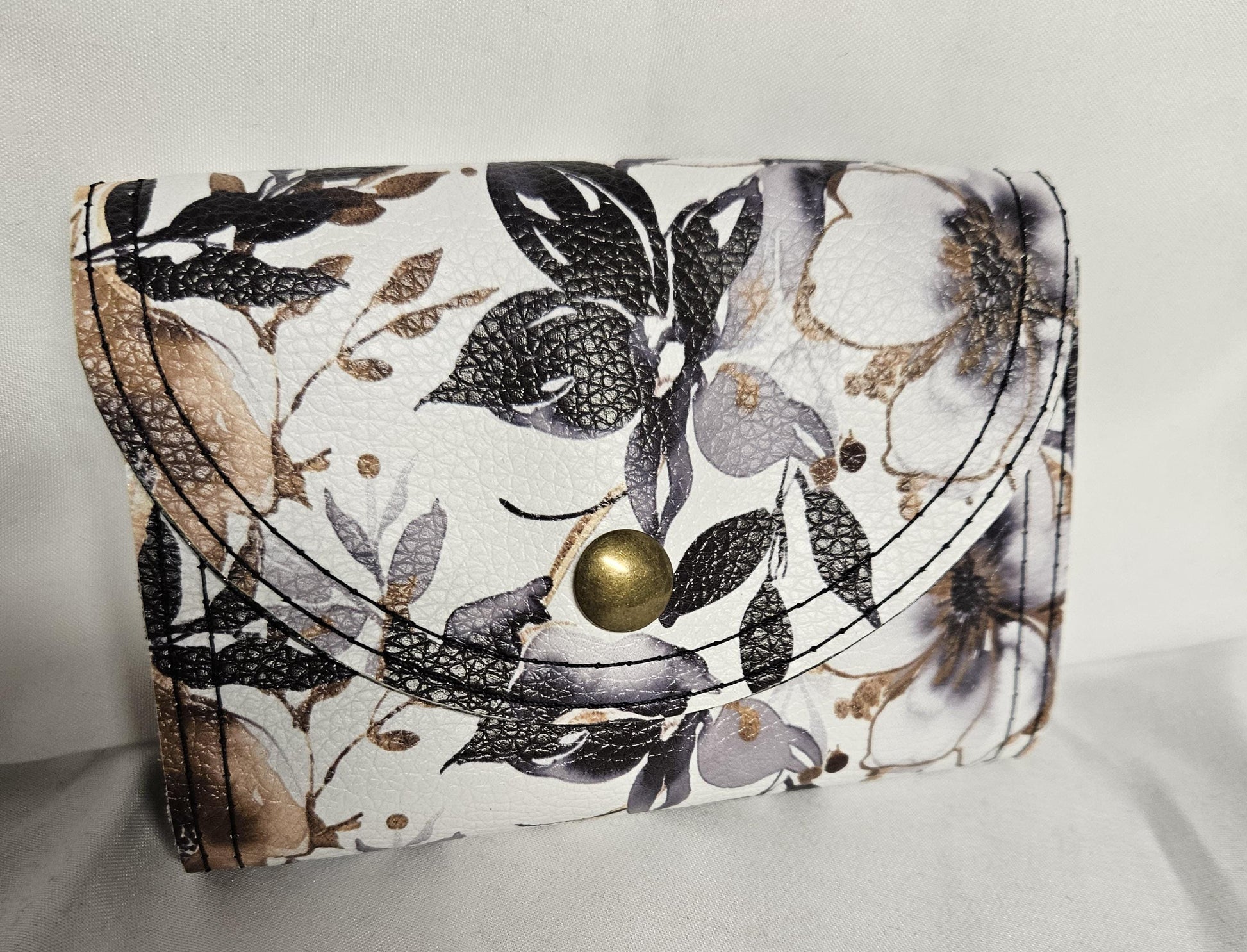 Credit Card Accordion Wallet – Magnetic Snap Closure – Compact Accordion Card Holder fall flowers vinyl wallet