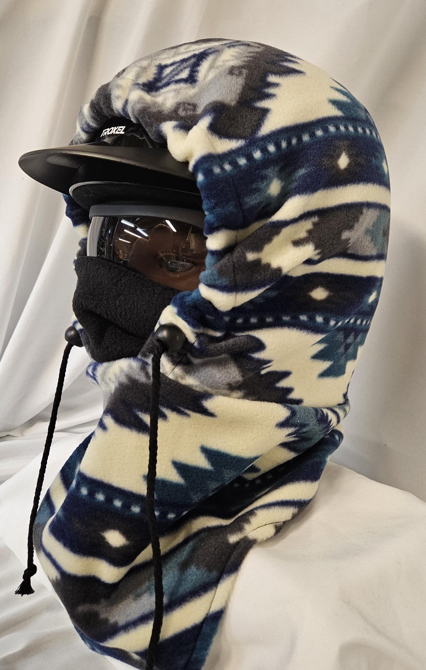 Gray Aztec Anti Pill Plush Fleece Large Ski Helmet Cover
