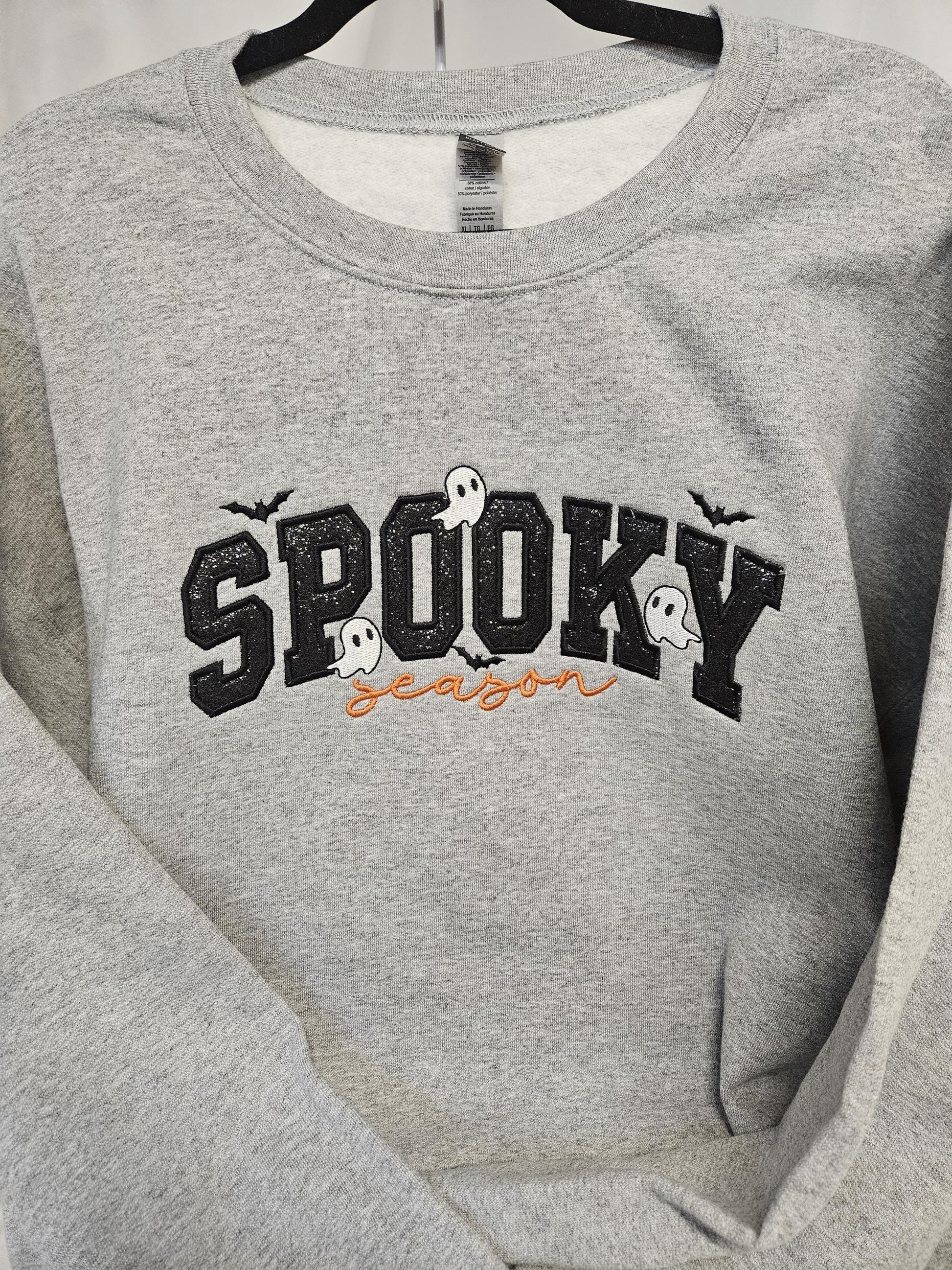 Spooky Season Embroidered Halloween Sweatshirt – Ghost Appliqué Crewneck – Cozy Fall Pullover