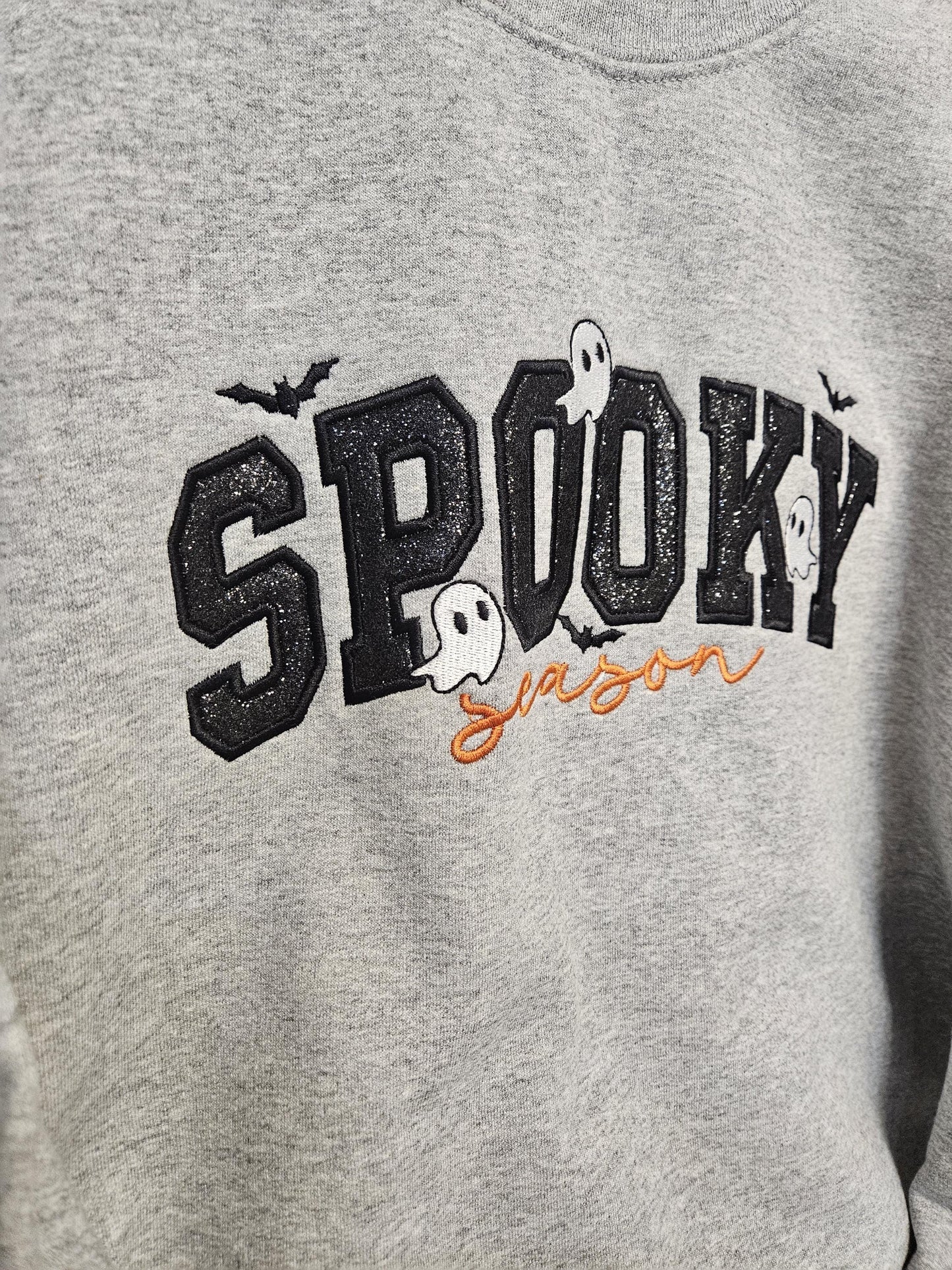 Spooky Season Embroidered Halloween Sweatshirt – Ghost Appliqué Crewneck – Cozy Fall Pullover